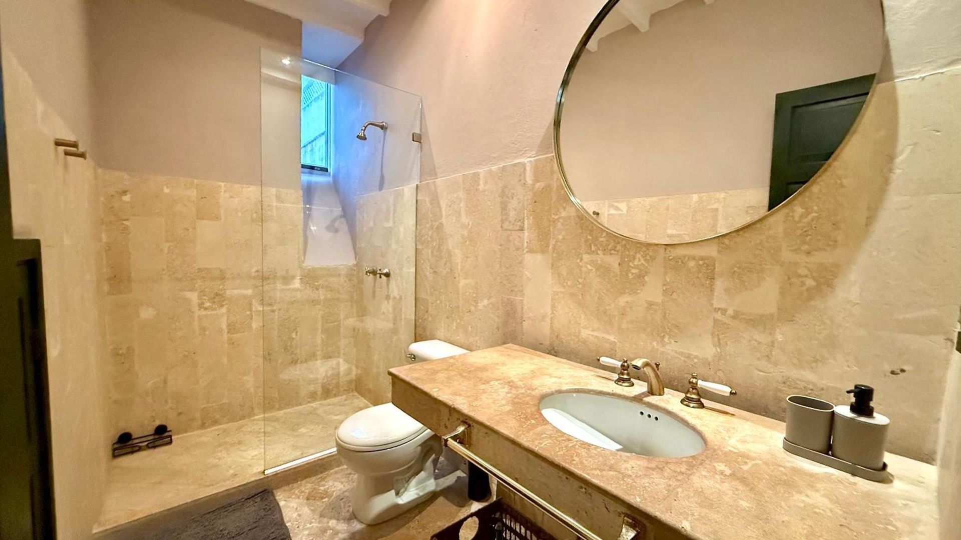 By Calamari Homes - Porvenir 407 - Walled