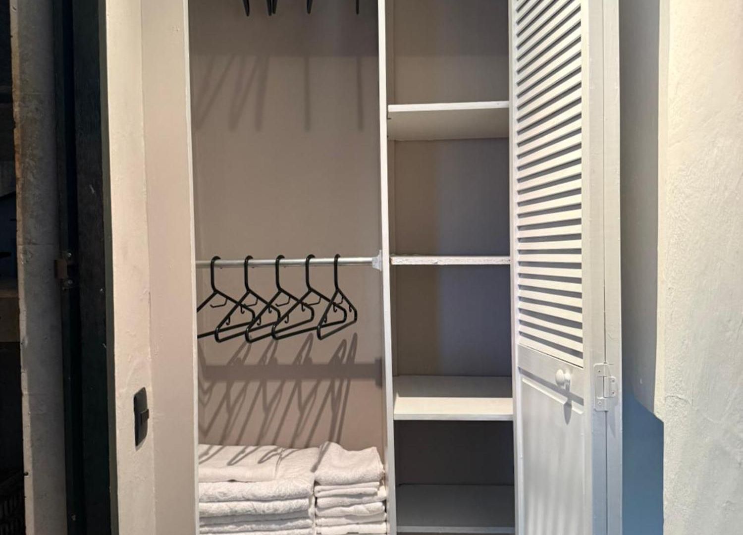By Calamari Homes - Porvenir 407 - Walled Apartment Cartagena