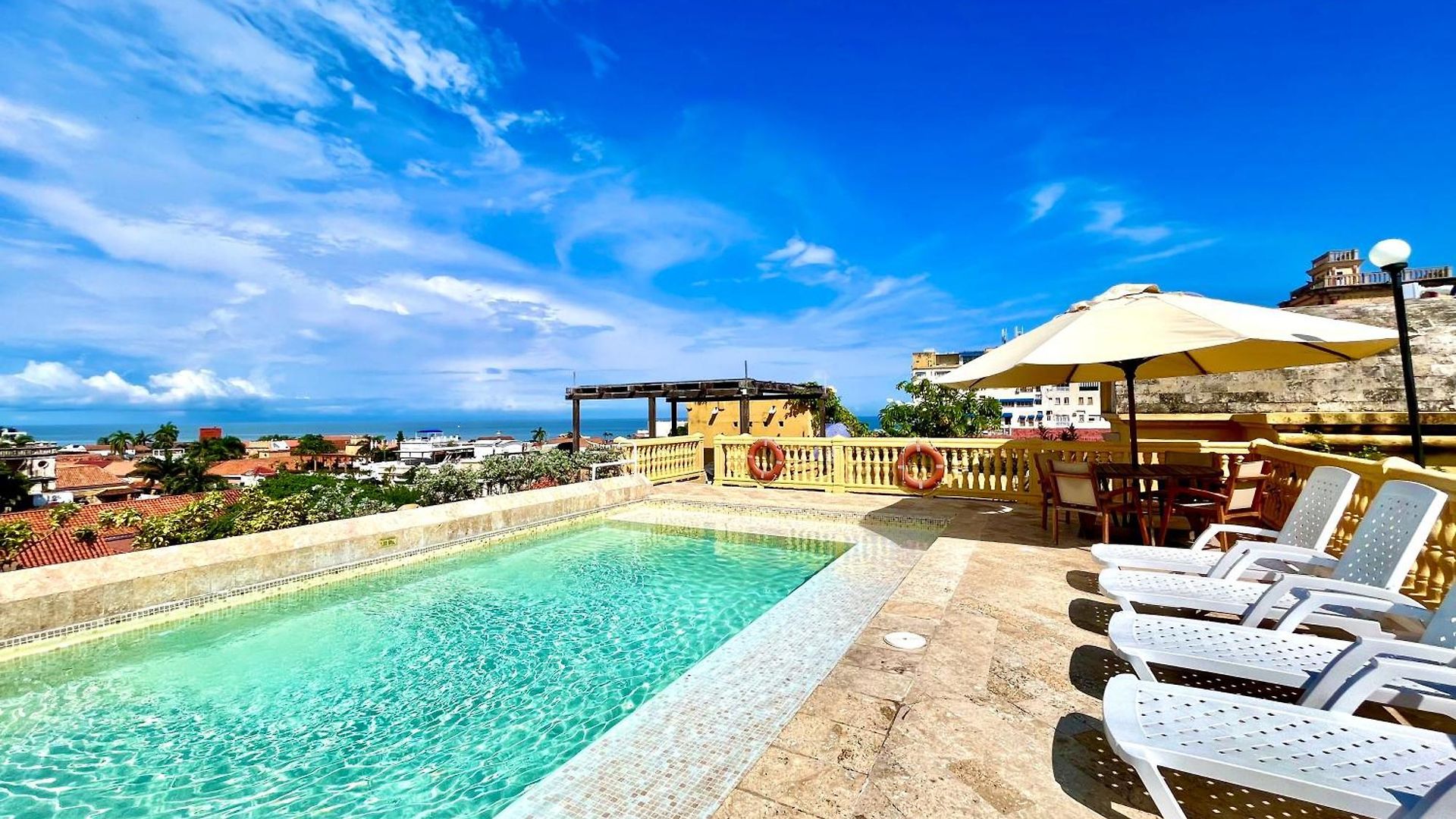 By Calamari Homes - Porvenir 407 - Walled *
