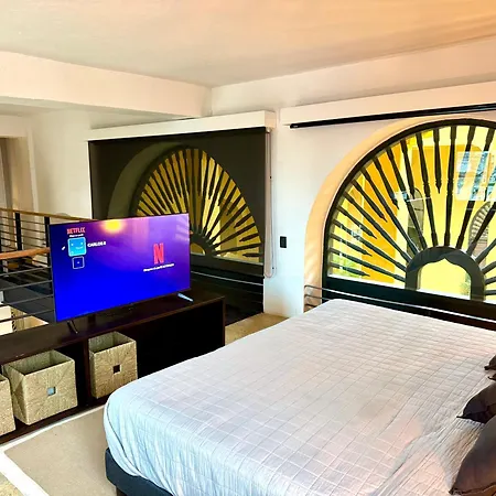 By Calamari Homes - Porvenir 407 - Walled Apartment *